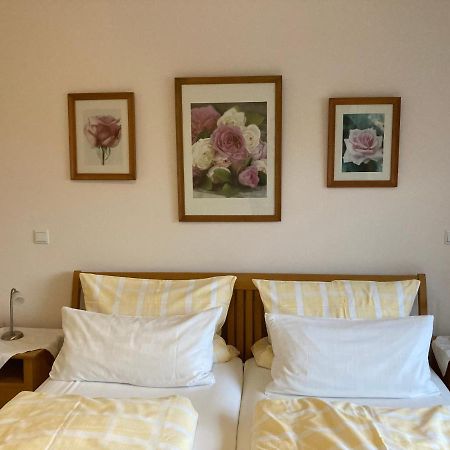 Landhaus-Apartments Wattenheim Екстер'єр фото