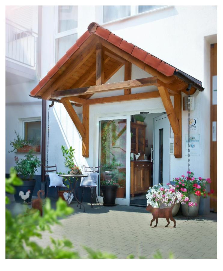 Landhaus-Apartments Wattenheim Екстер'єр фото