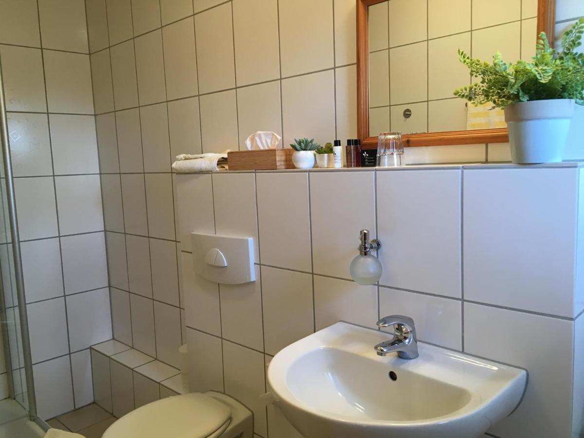 Landhaus-Apartments Wattenheim Екстер'єр фото