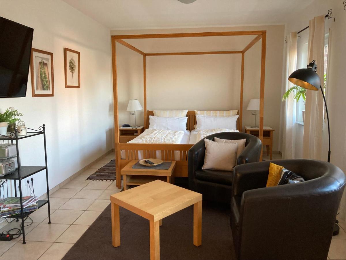 Landhaus-Apartments Wattenheim Екстер'єр фото